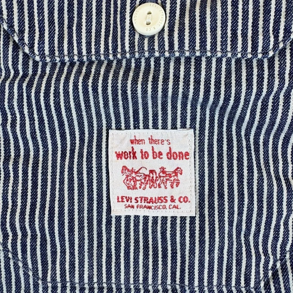 Levi's Worker Shirt Mens Small Navy White Striped Denim Button Up Relaxed Fit